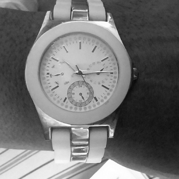 Sold - Picture 2 of 2